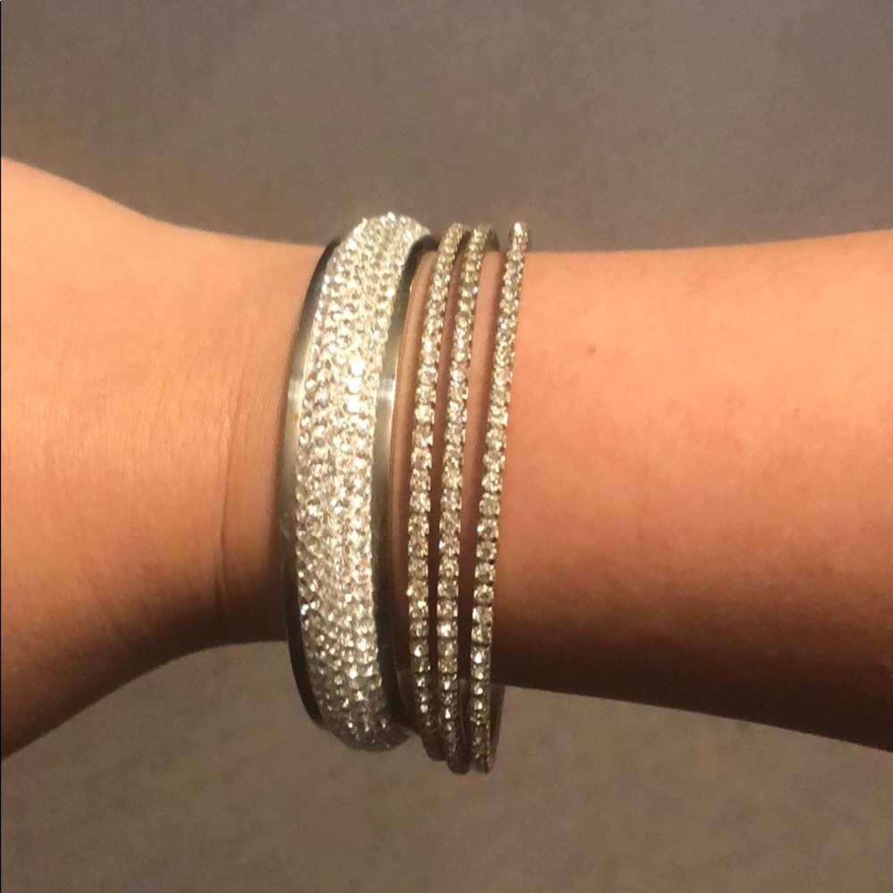 Set of 4 Crystal Bangles! Worn once.